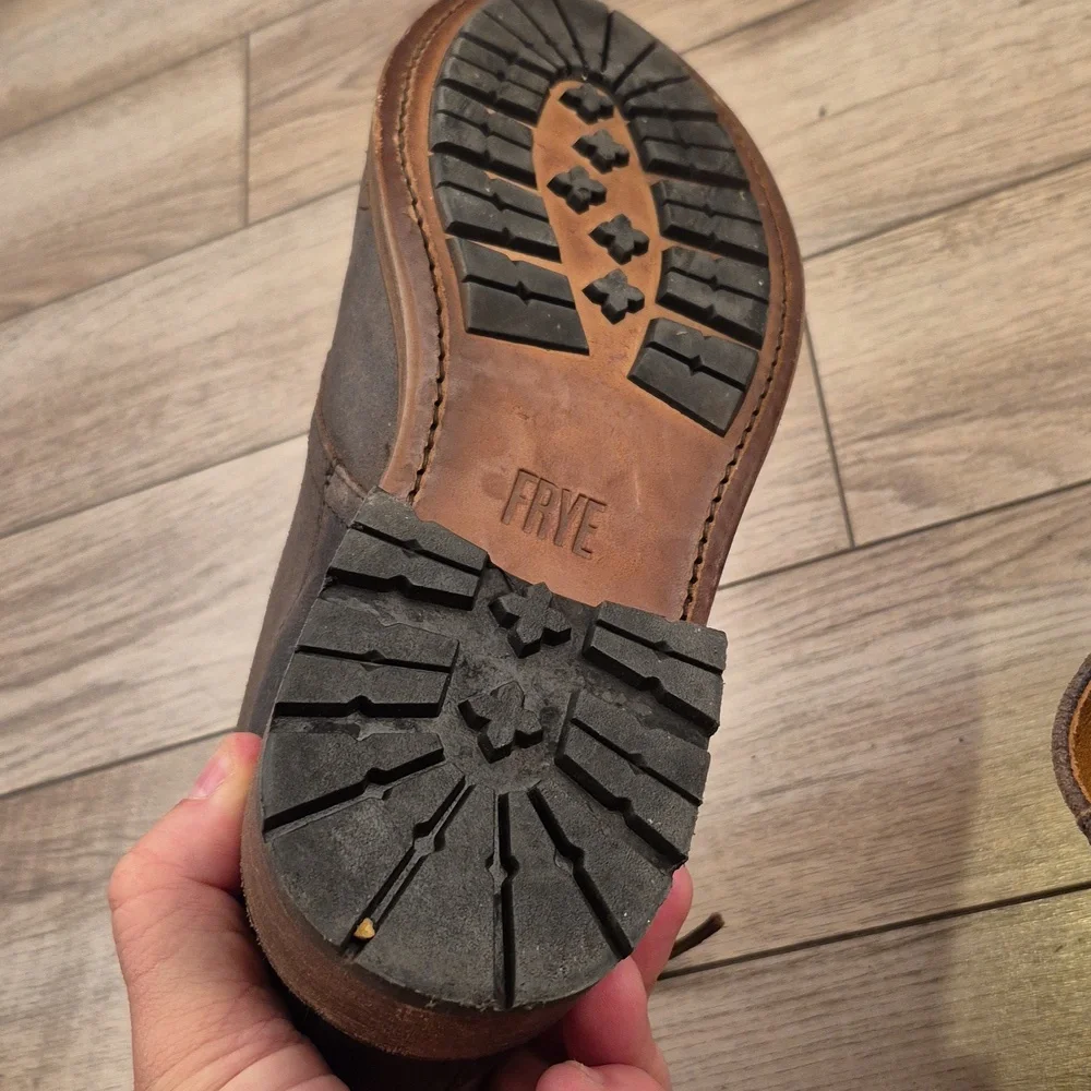 Frye bowery dark